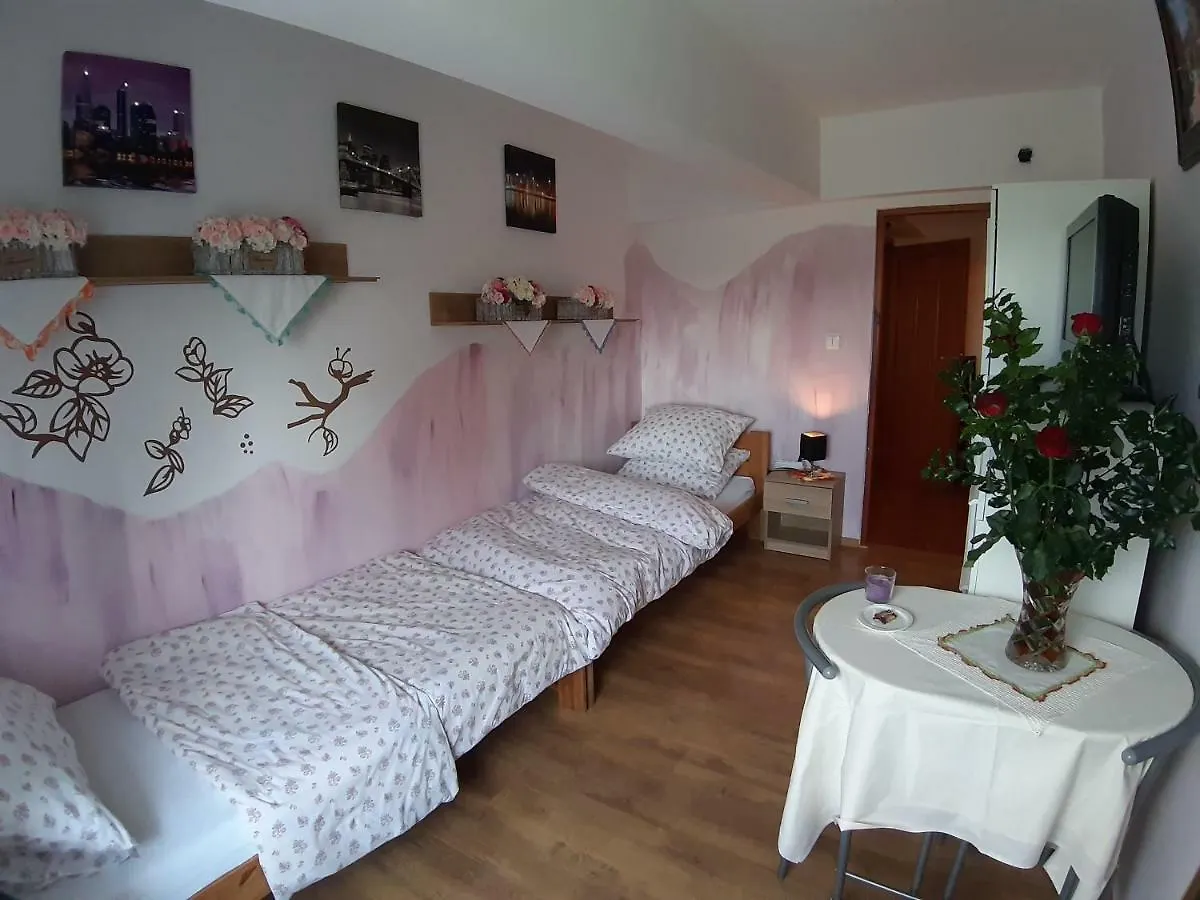 Apartament Pokoje Kwiatowe Chwaszczyno Kwatera prywatna