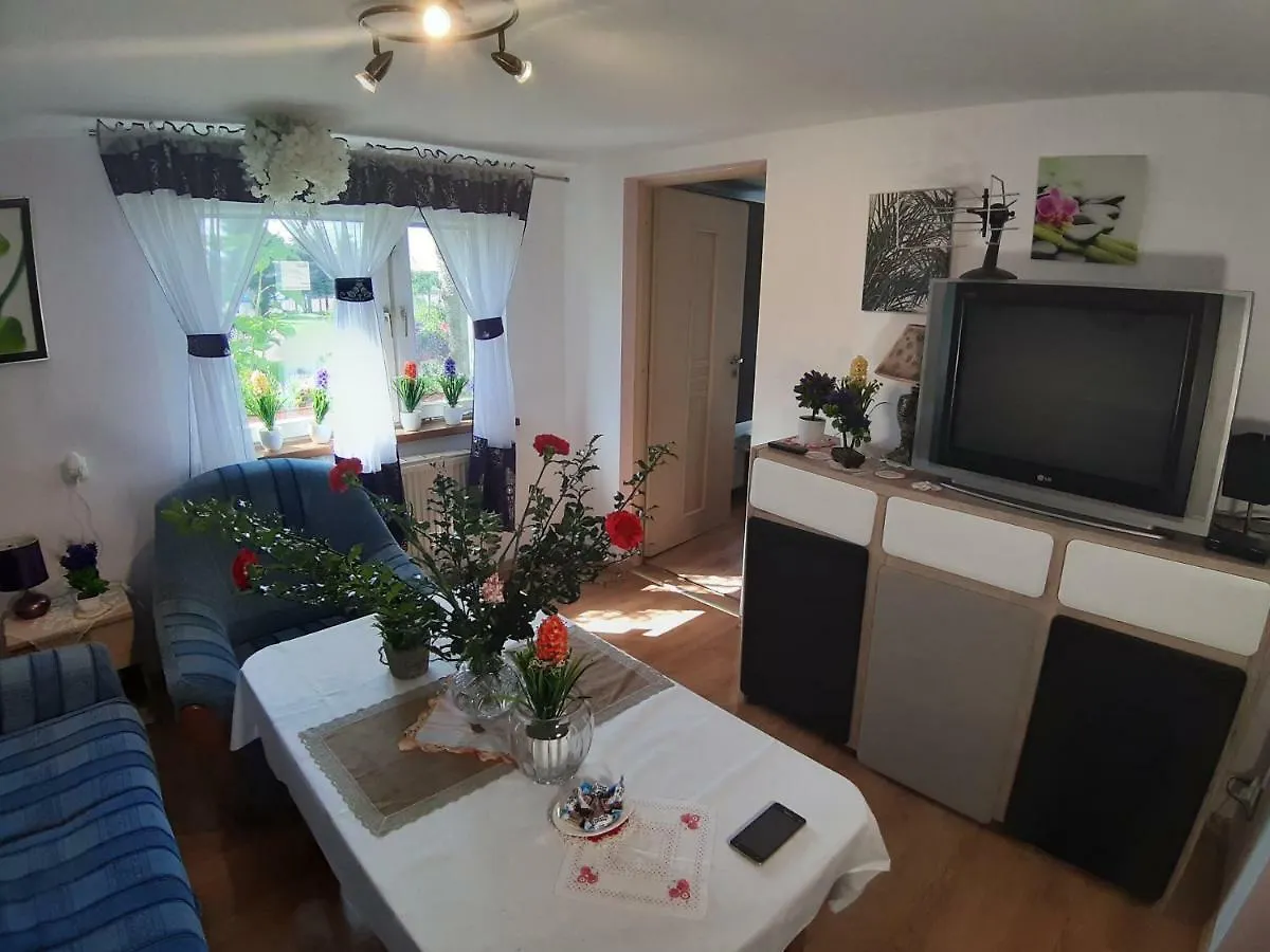 Apartament Pokoje Kwiatowe Chwaszczyno 0*,  Polska