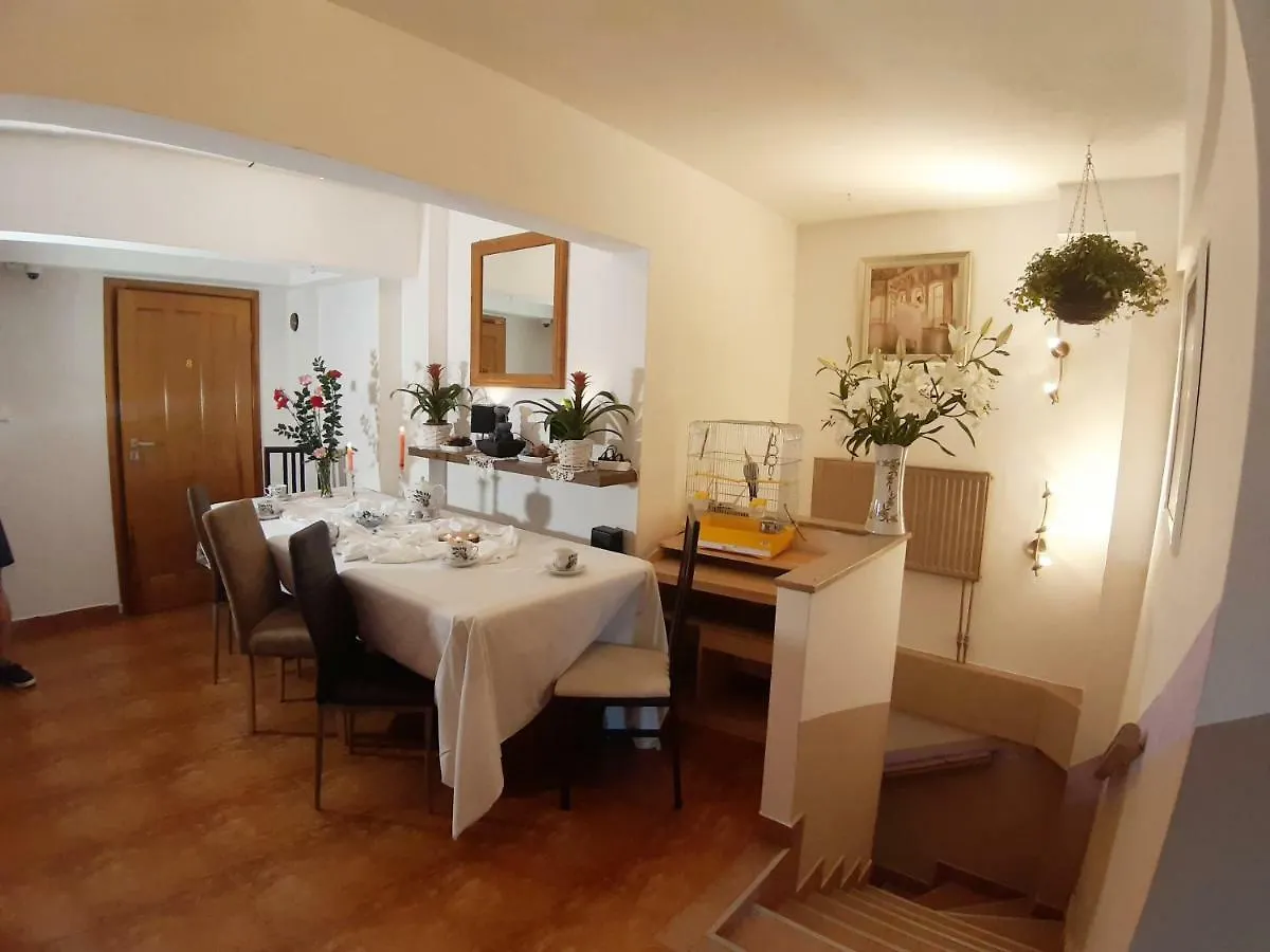 Apartament Pokoje Kwiatowe Chwaszczyno 0*,  Polska